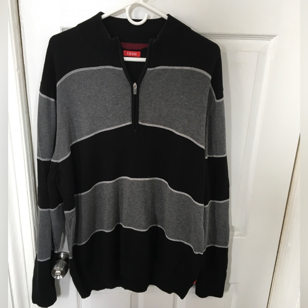 Izod Black and Gray Long Sleeve Half Zipper Sweater Size XL